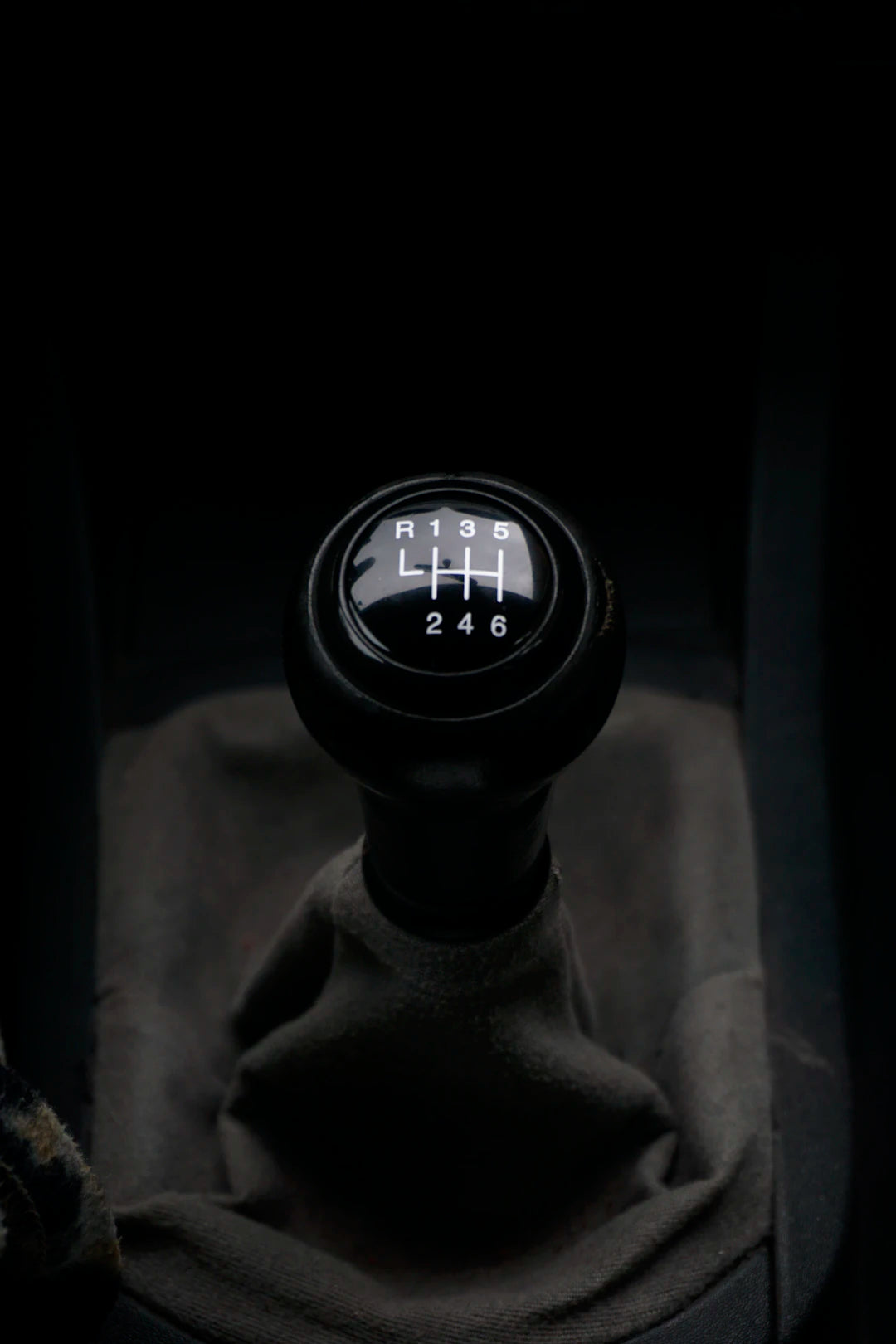The Role of IoT in Modern Automotive Solutions