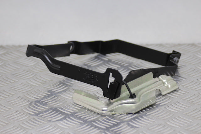 Volkswagen Polo Battery Clamp