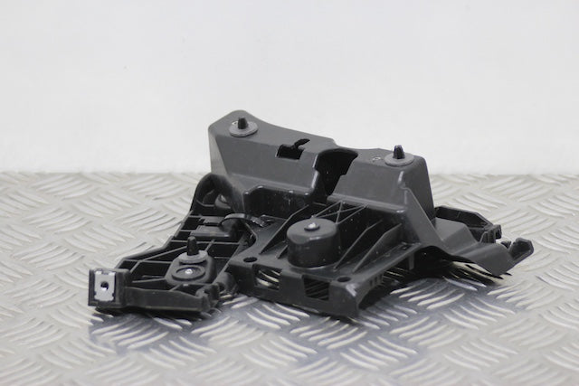 Ford Focus Bumper Front Support Bracket Passengers Side