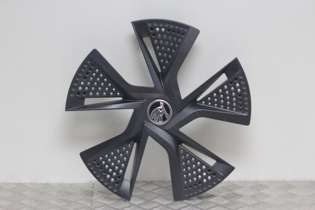 Skoda Fabia Wheel Cover Rear Passengers Side