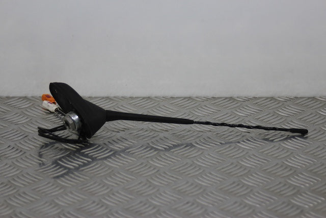 Citroen Picasso C4 Aerial with Socket (2015)