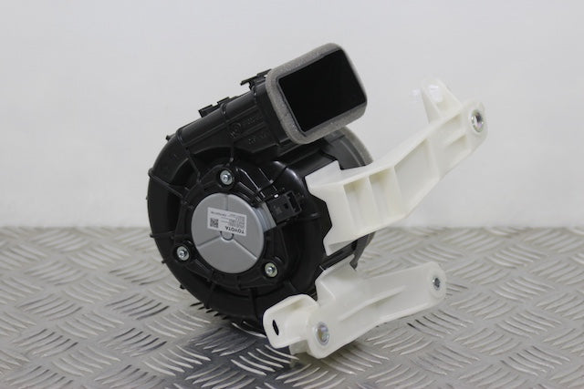 Toyota Yaris Hybrid Battery Blower Motor