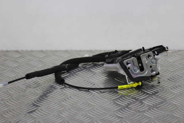 Nissan Juke Door Lock Mechanism Rear Passengers Side