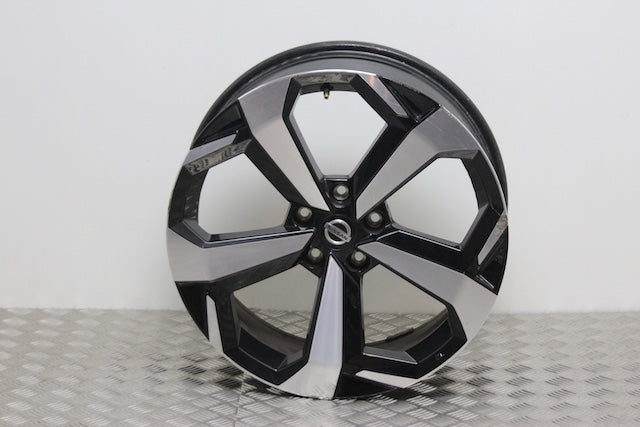 Nissan Juke Wheel Front Passengers Side