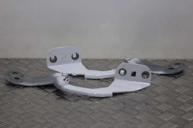 Ford Kuga Bonnet Hinge x2 (2016)