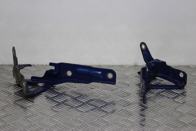 Hyundai Coupe Bonnet Hinge x2 (2004)