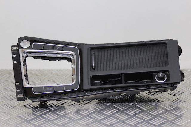 Volkswagen Golf Center Console Tray