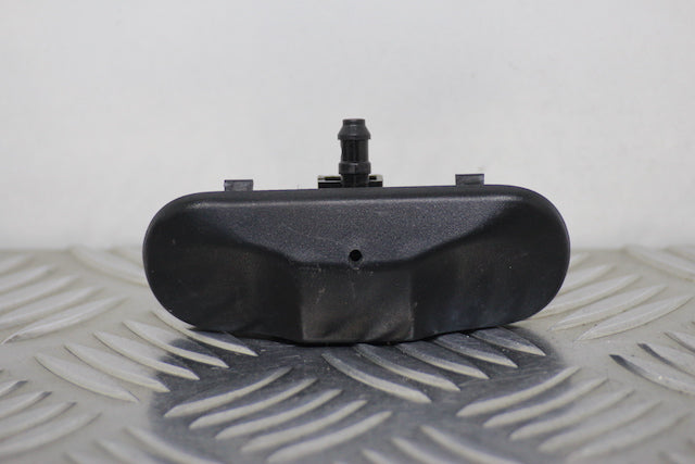 Volkswagen Golf Windscreen Washer Jet Drivers Side