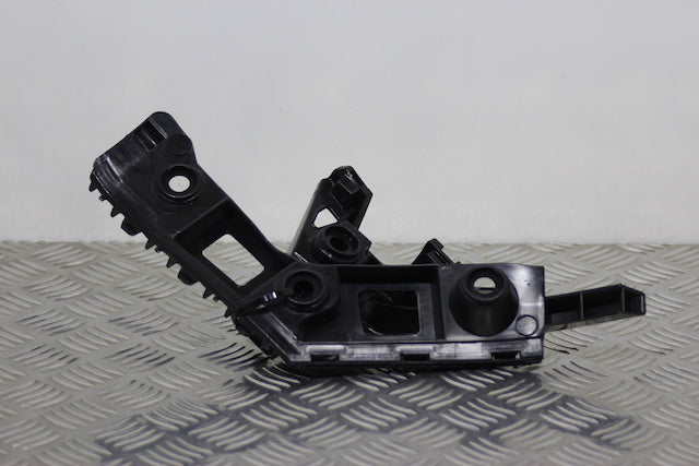Volkswagen Golf Bumper Support Bracket Passengers Side