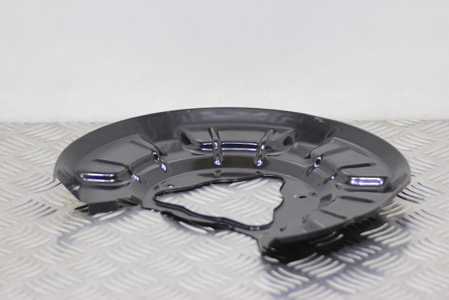 Kia Ceed Dust Cover Rear Drivers Side