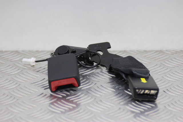 Kia Ceed Seat Belt Buckle Lock Rear Drivers Side