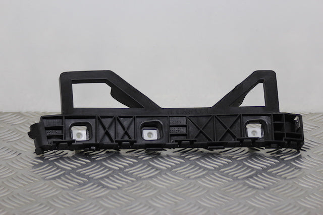 Kia Ceed Bumper Support Bracket Passengers Side