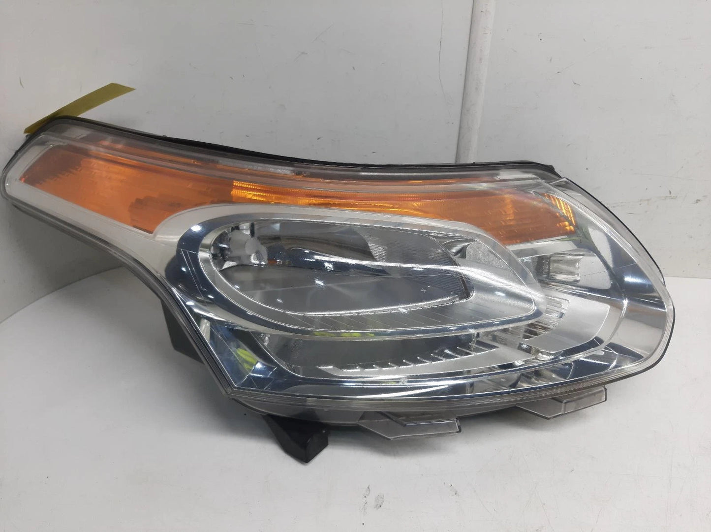 Citroen C3 Picasso Drivers Right Front Headlight Headlamp