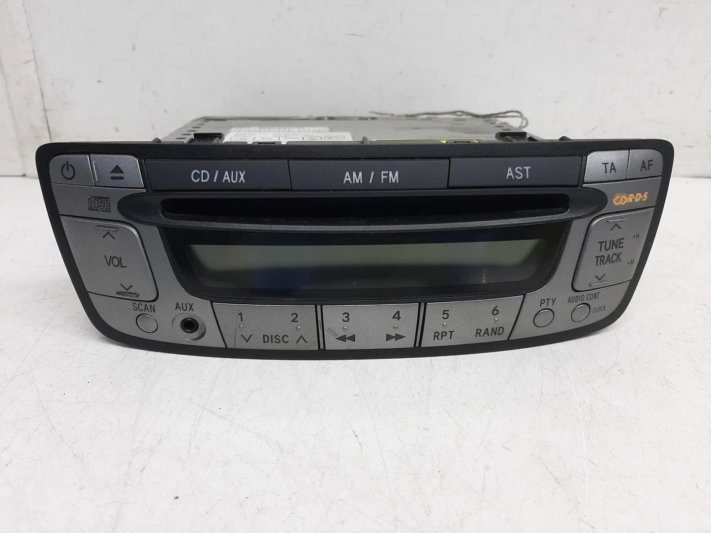 Peugeot 107 Mk1 OEM Radio/CD/Stereo Head Unit No Code Available