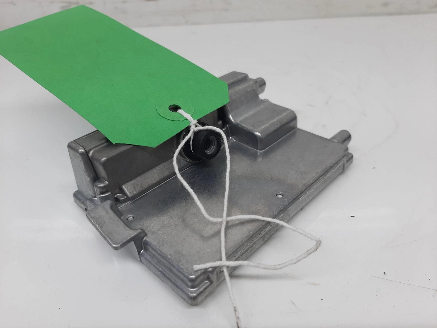 Volkswagen Passat 2.0L Diesel Front Camera