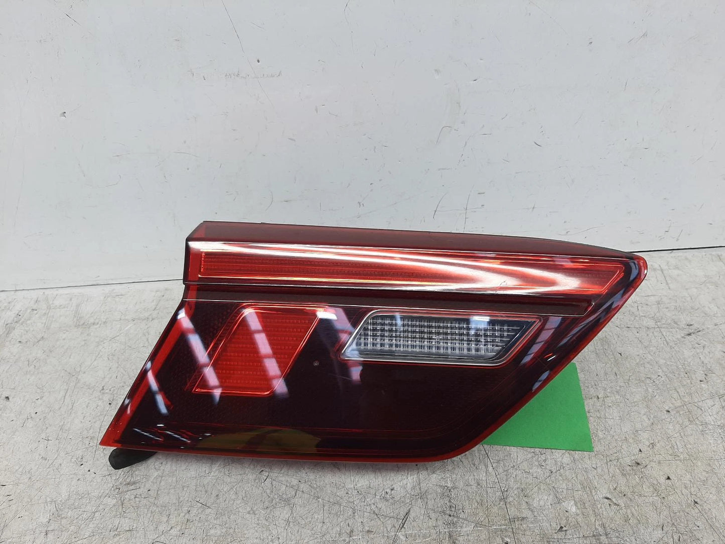 Volkswagen Tiguan Mk1 Inner N/S Passengers Left Rear Taillight Tail Light