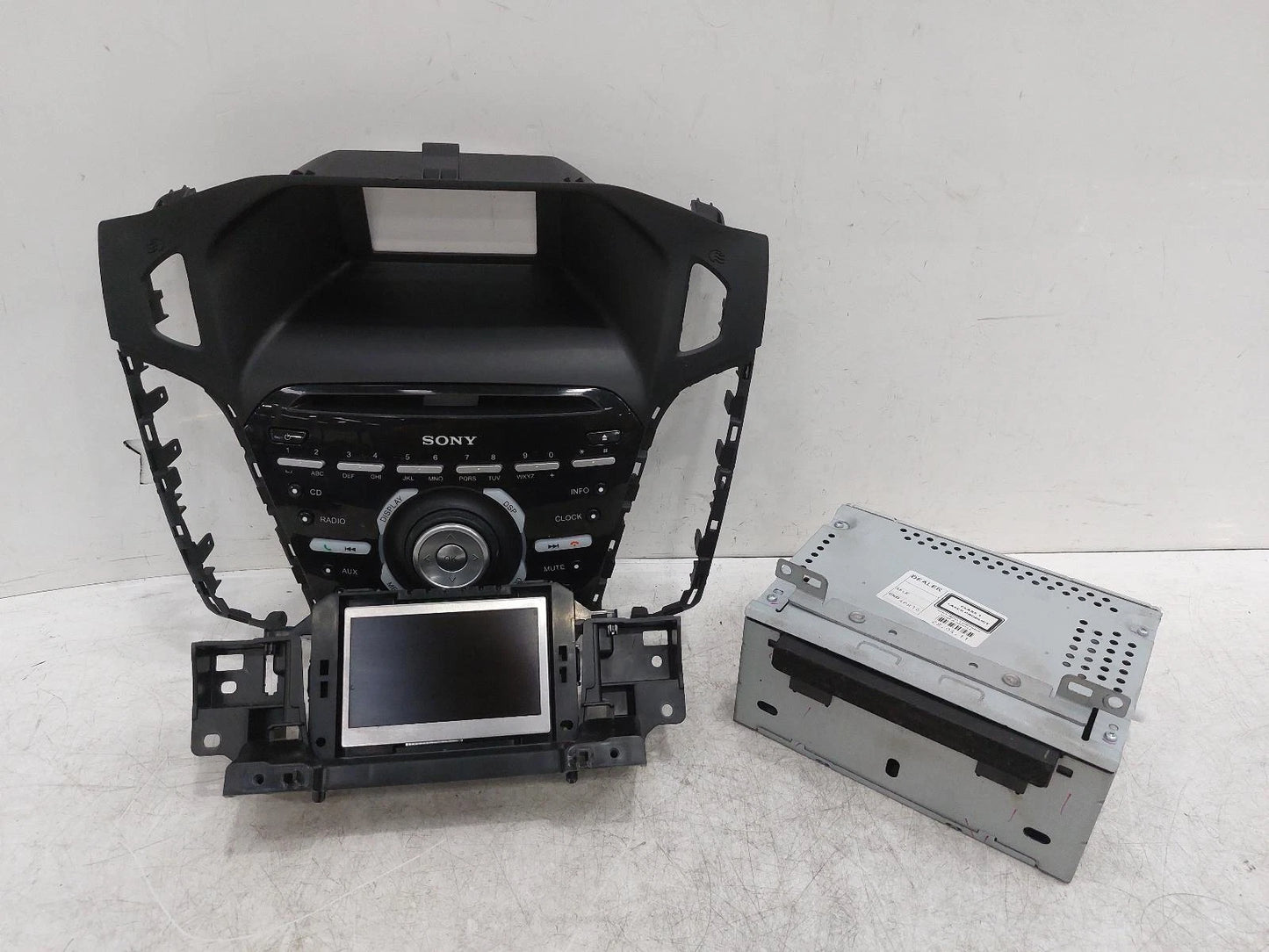 Ford Focus Mk3 OEM Radio/CD/Stereo Head Unit