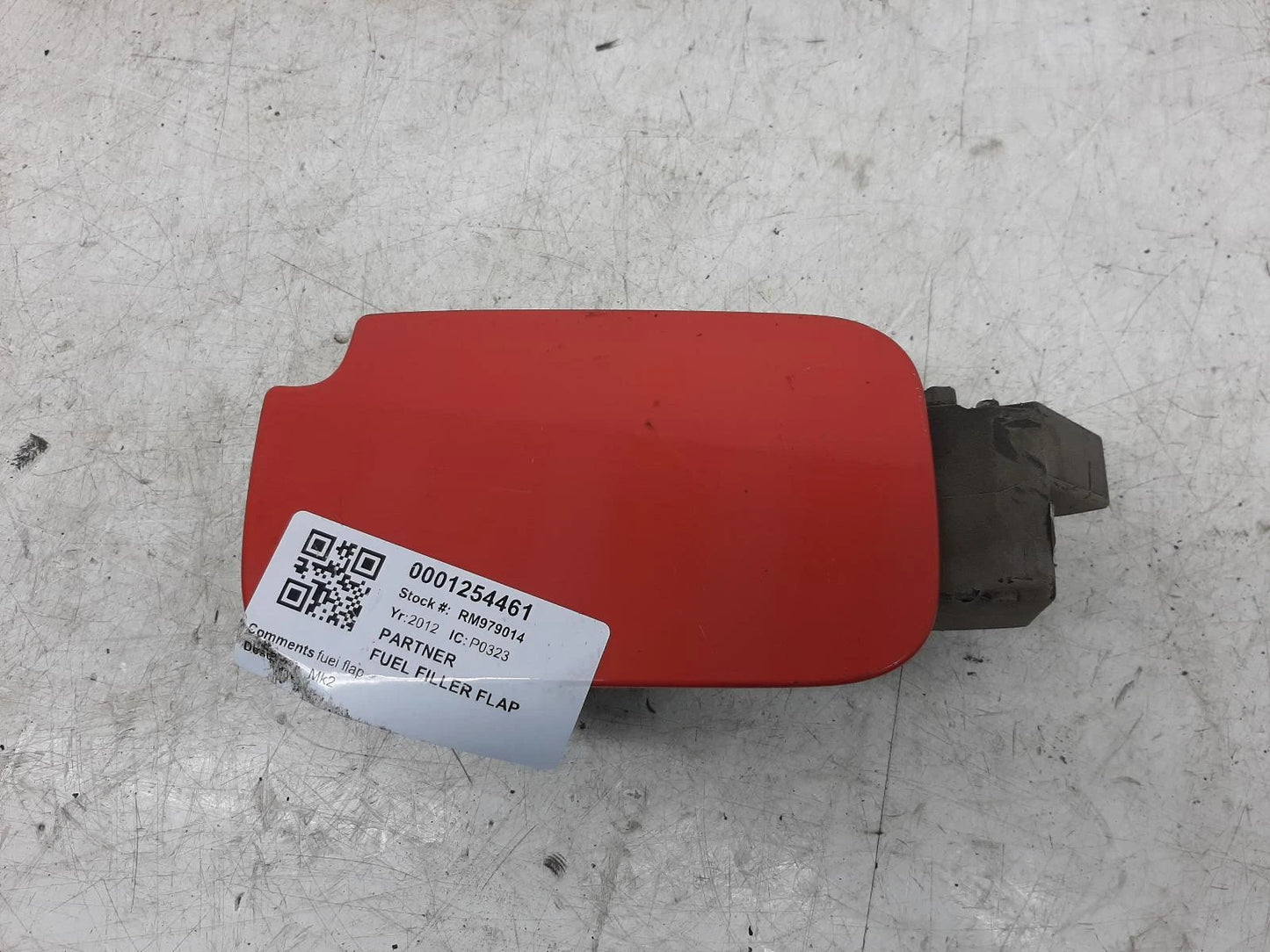 Peugeot Partner Mk2 Red Fuel Filler Flap & Cap