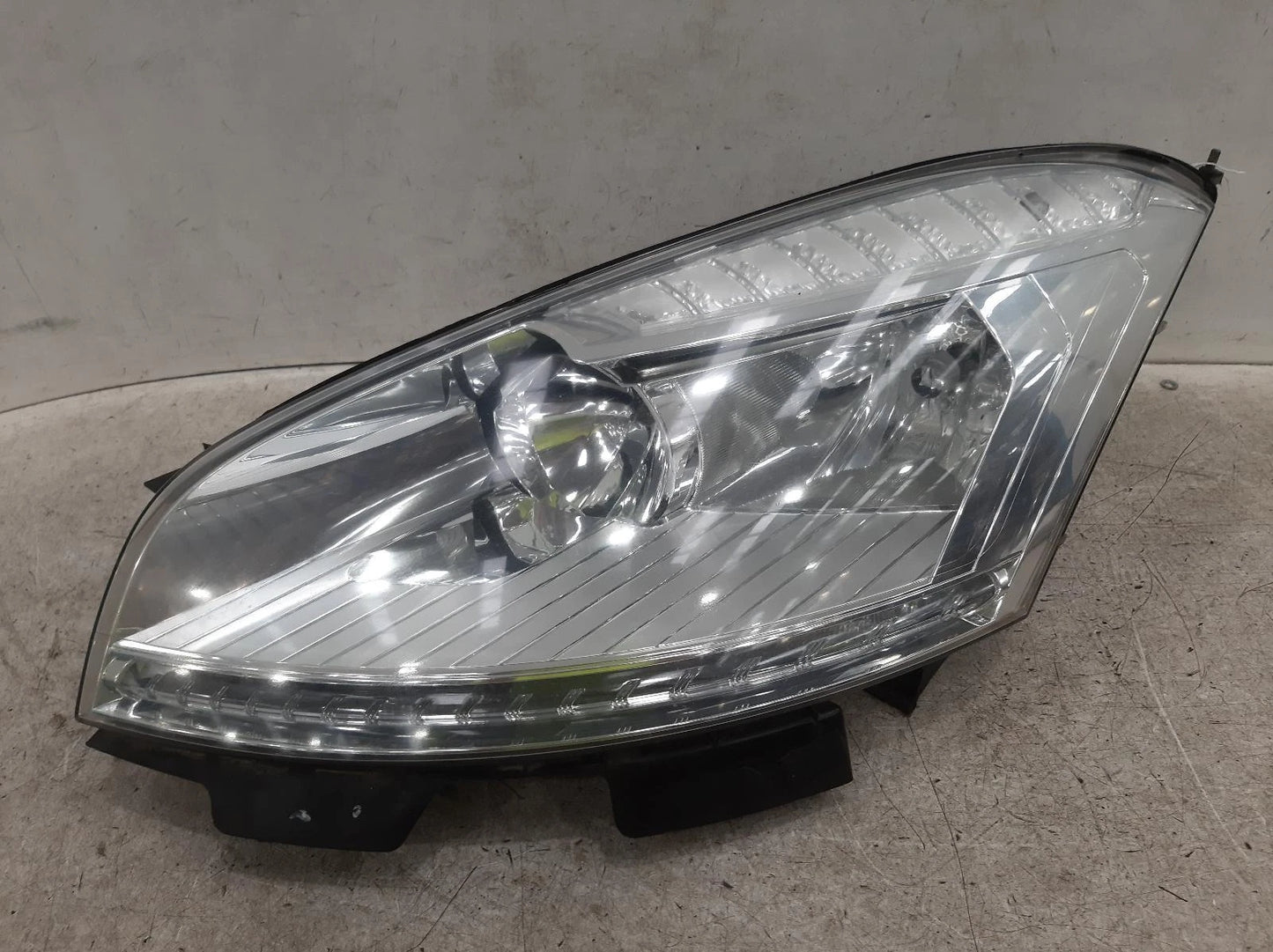 Citroen C4 Picasso Mk1 Facelift N/S Passenger Left Front Headlight Headlamp