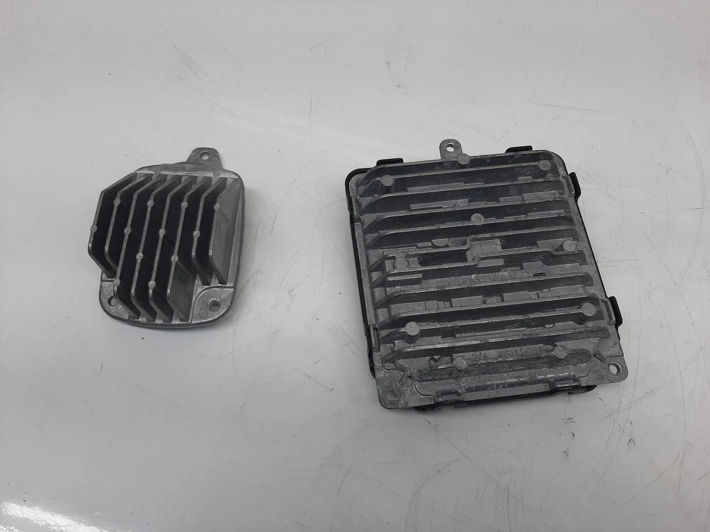 Volvo Xc40 Mk1 N/S Passengers Left Front Headlight Headlamp Ballast