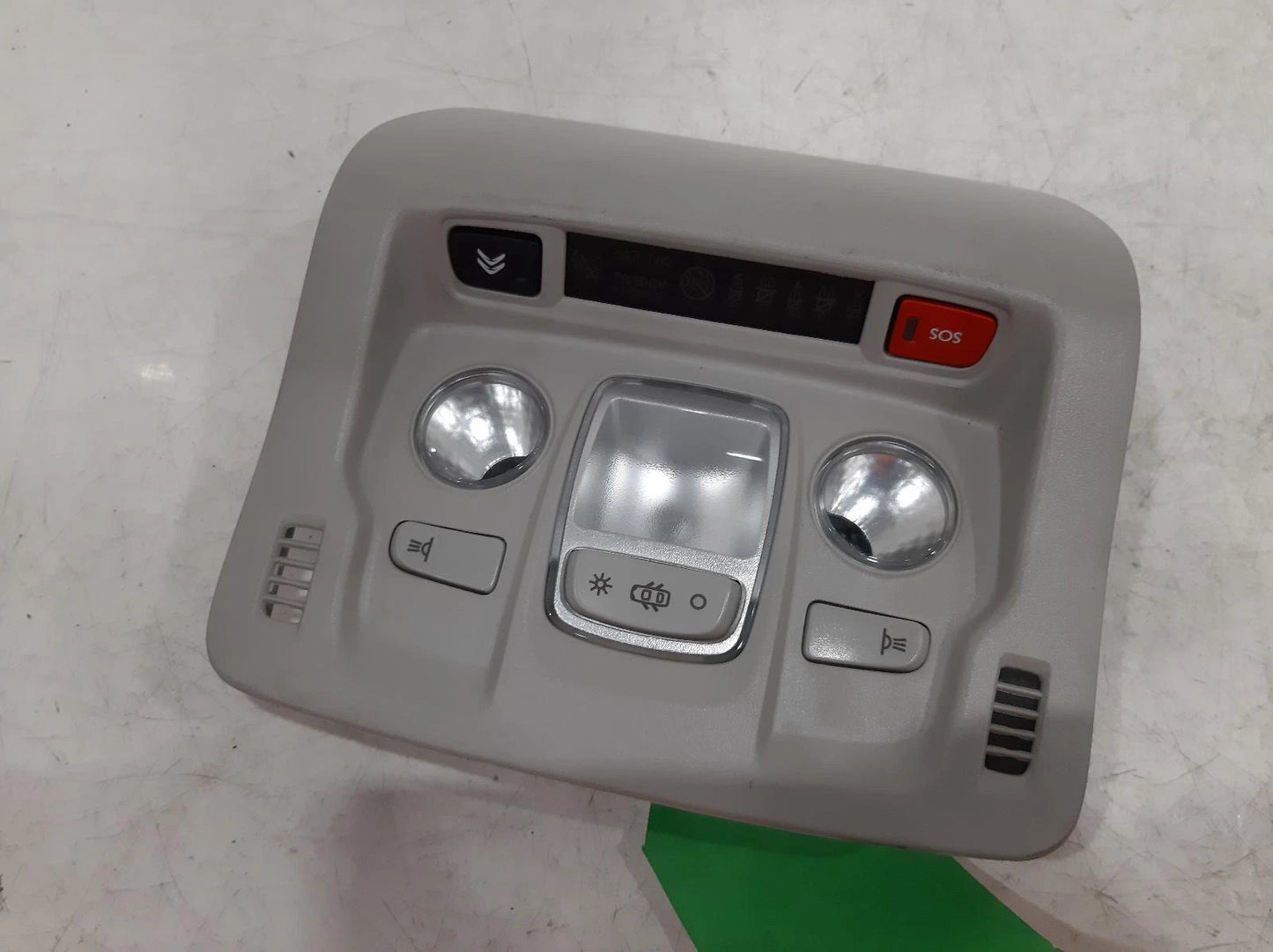 Citroen C3 Mk3 (B618) Facelift FRONT COURTESY LIGHT