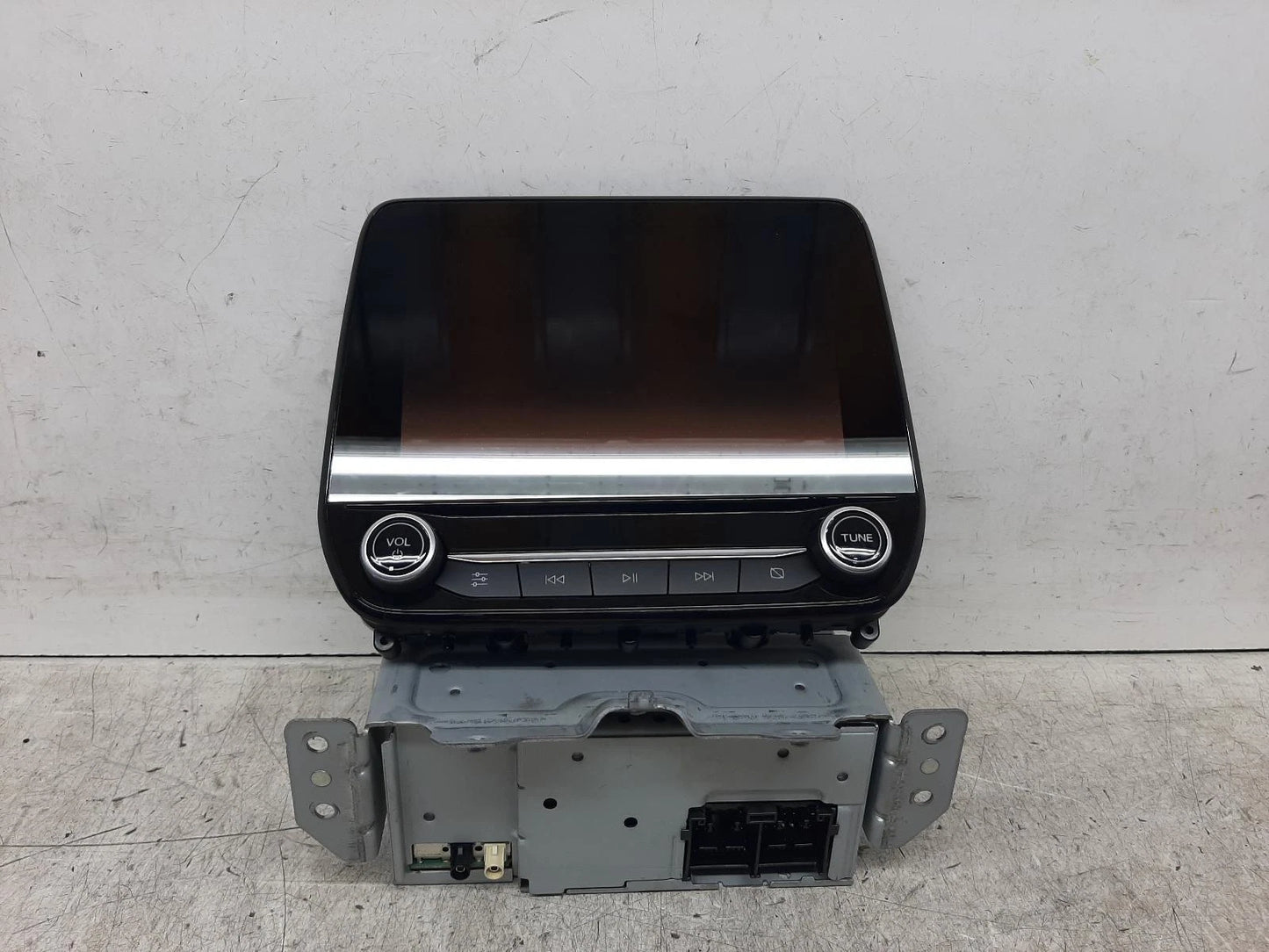 Ford Fiesta Mk8 OEM Radio/CD/Stereo Head Unit No Code Available