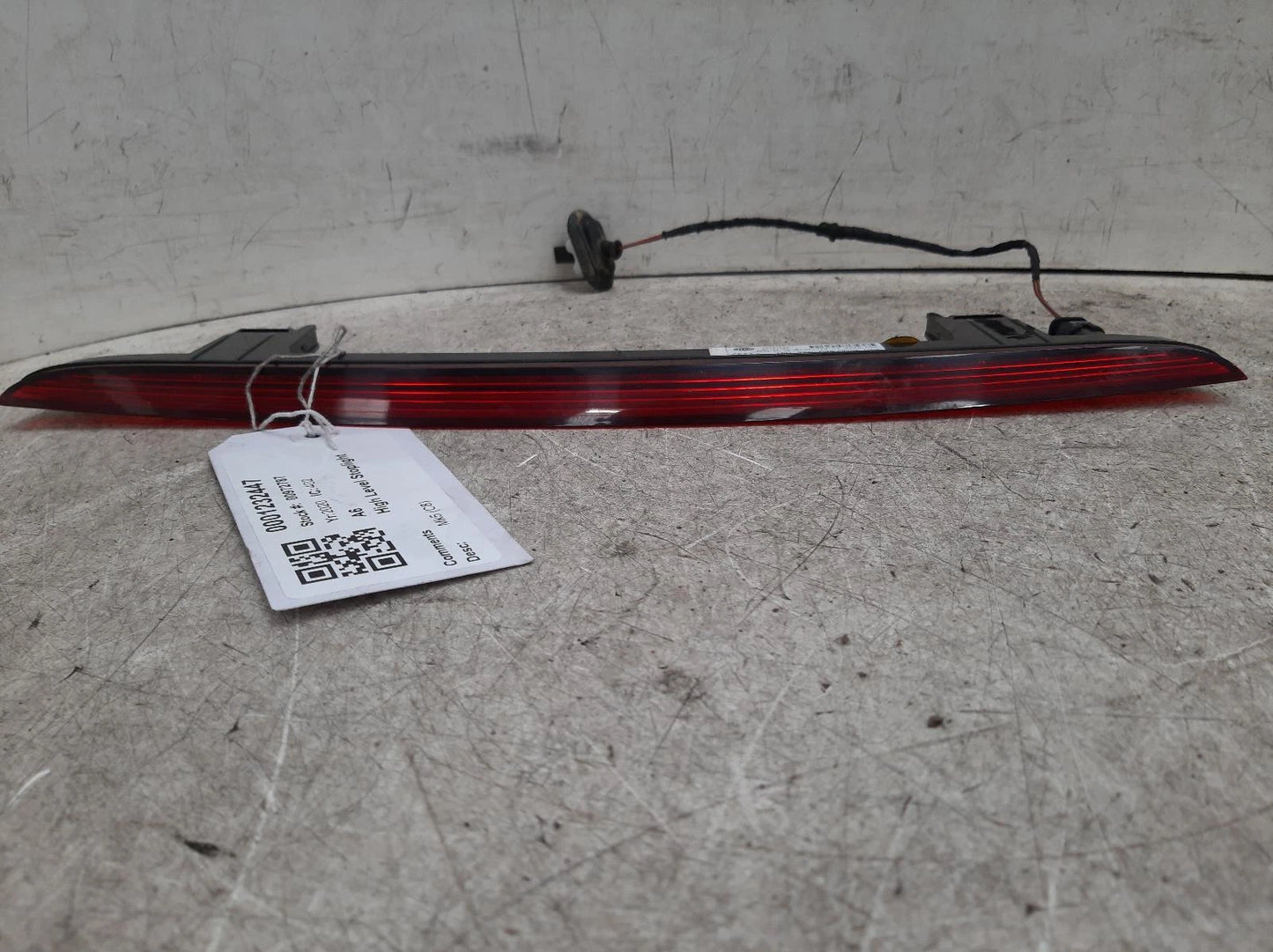 Audi A6 Mk5 (C8) High Level Stoplight