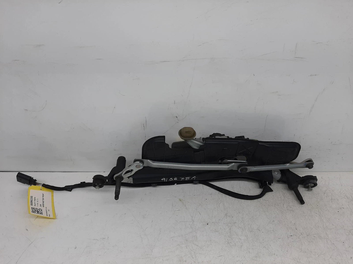 Peugeot 2008 Mk2 Front Wiper Motor With Rack