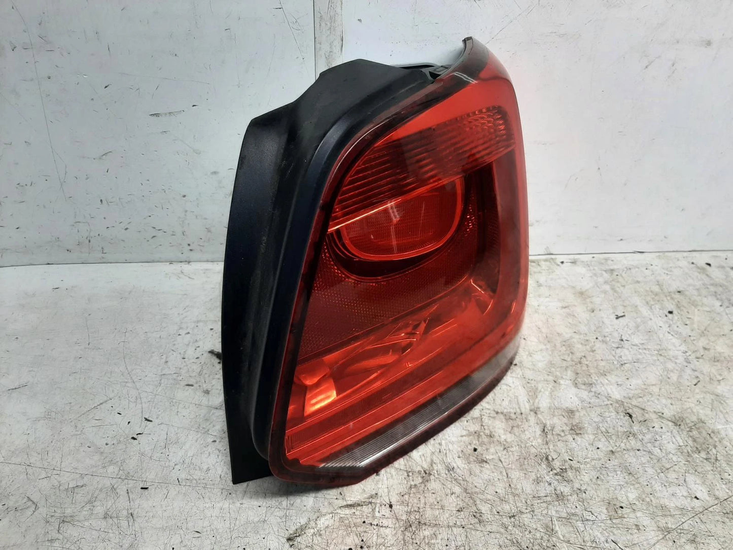 Volkswagen Polo 6R Drivers Right Rear Bulb Taillight Tail Light