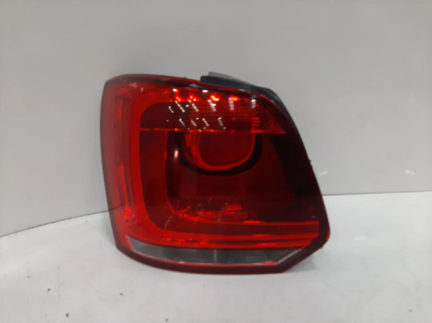 Volkswagen Polo 6R Passengers Left Rear Bulb Taillight Tail Light