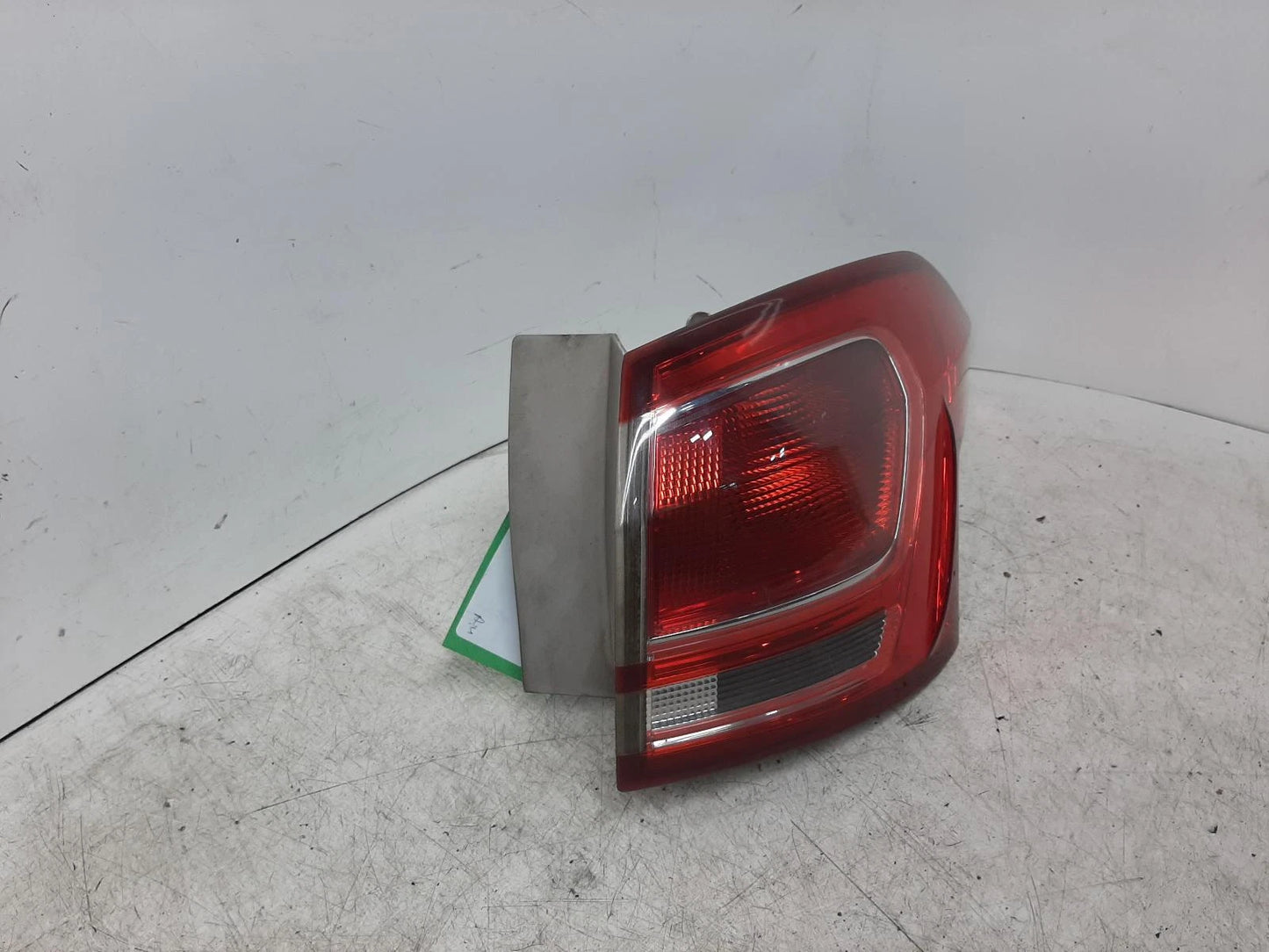 Ford B Max Mk1 O/S Drivers Right Rear Outer Taillight Tail Light