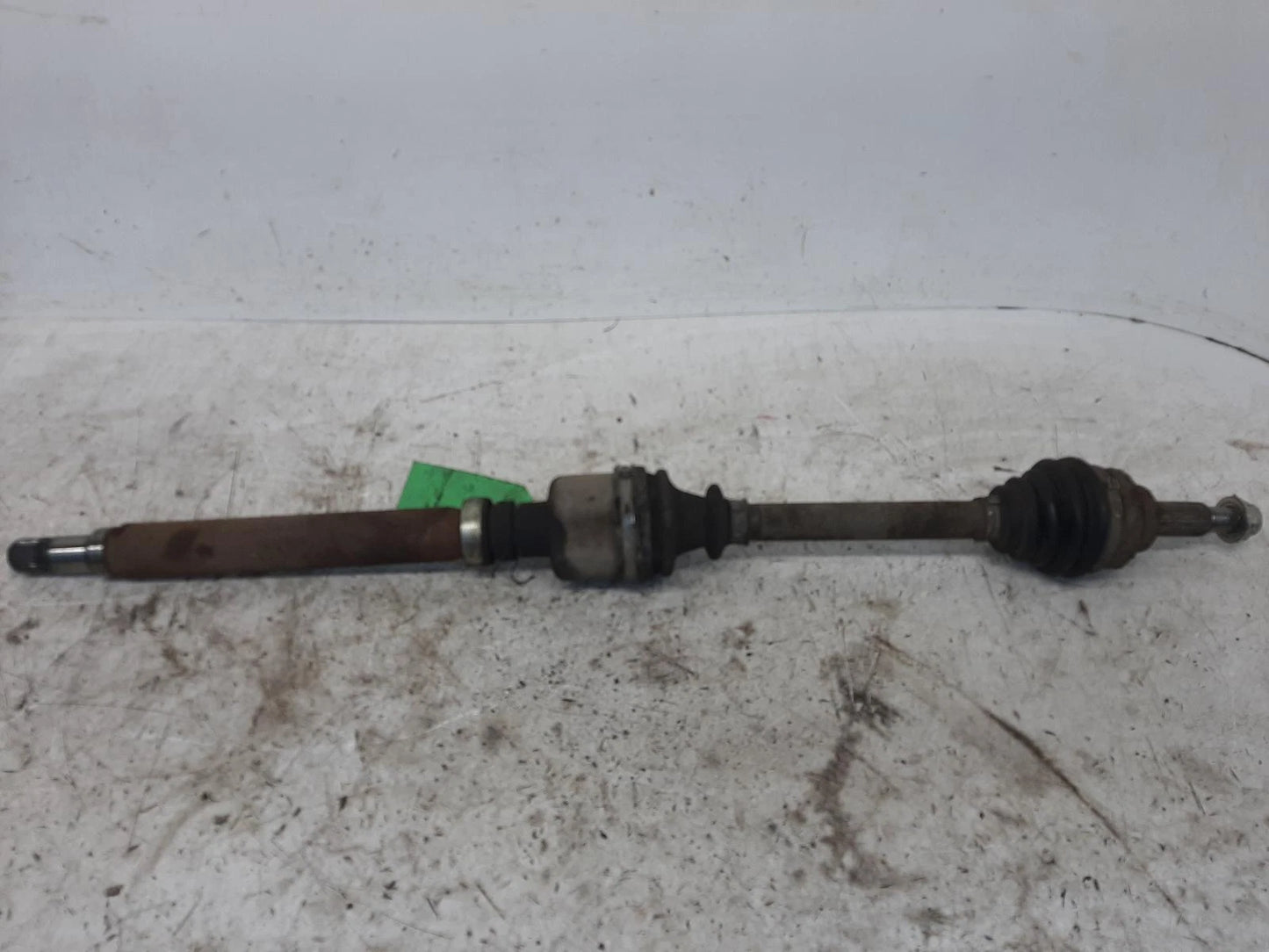 Ford Mondeo Mk3 N/S Passengers Left Front Driveshaft with ABS