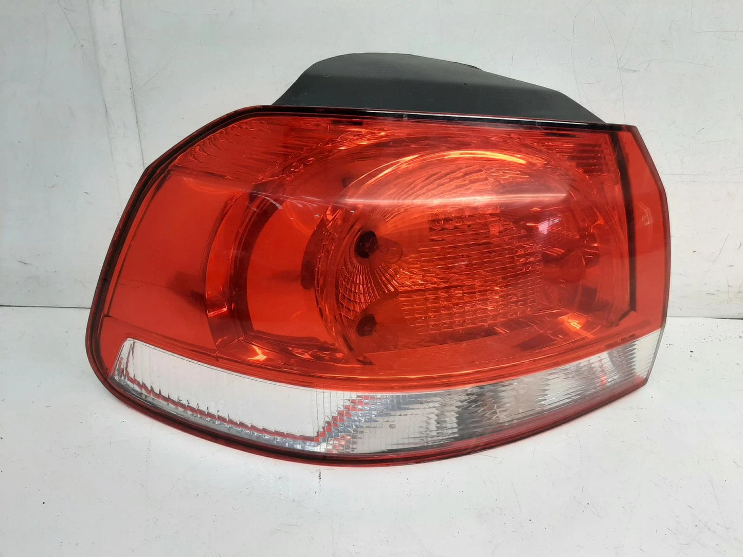 Volkswagen Golf Mk6 O/S Drivers Right Rear Bulb Taillight