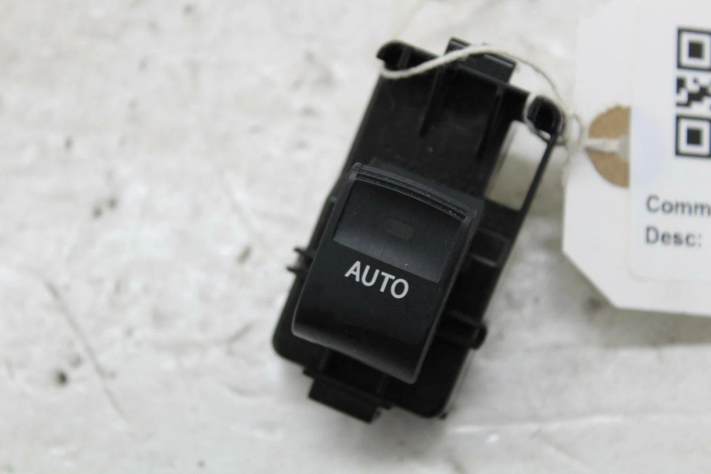 Toyota Auris Passengers Rear Window Switch