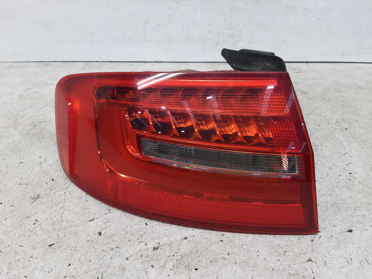 Audi A4 Mk4 (B8) N/S Passengers Left Rear Outer LED Taillight Tail Light
