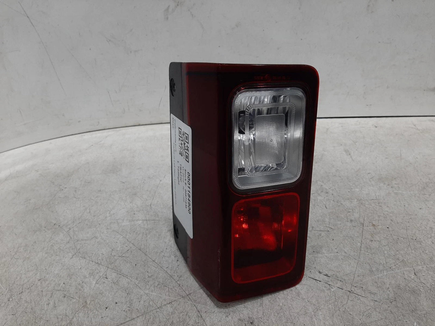 Renault Trafic Passengers Left Rear Taillight Tail Light