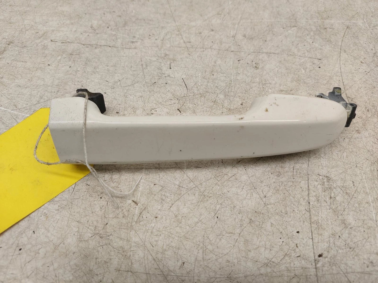 Toyota Yaris Right Front Exterior DOOR HANDLE