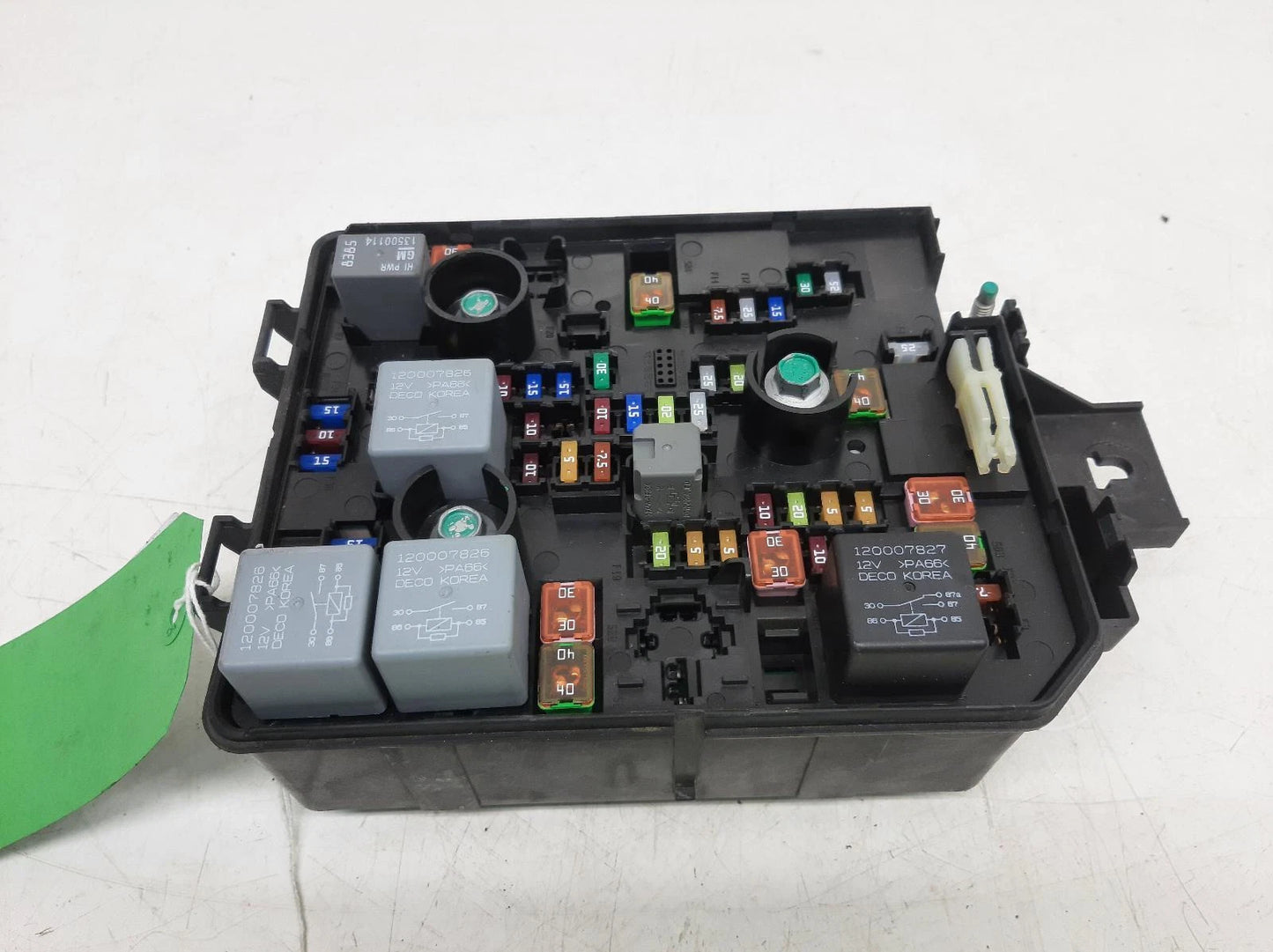 Opel Mokka Mk1 Fuse Box