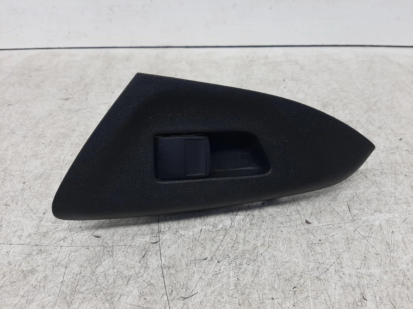 Toyota Aygo Mk2 Left Passengers Window Switch
