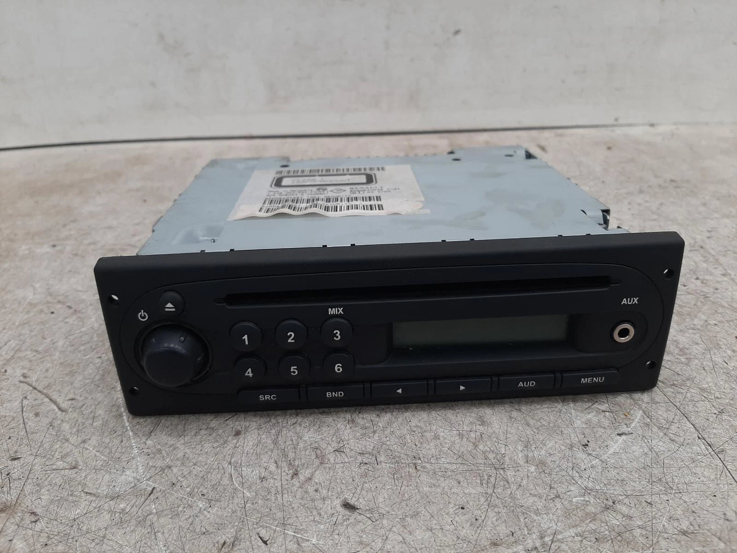 Renault Twingo Ii Oem Radio/Cd/Stereo Head Unit No Code Available