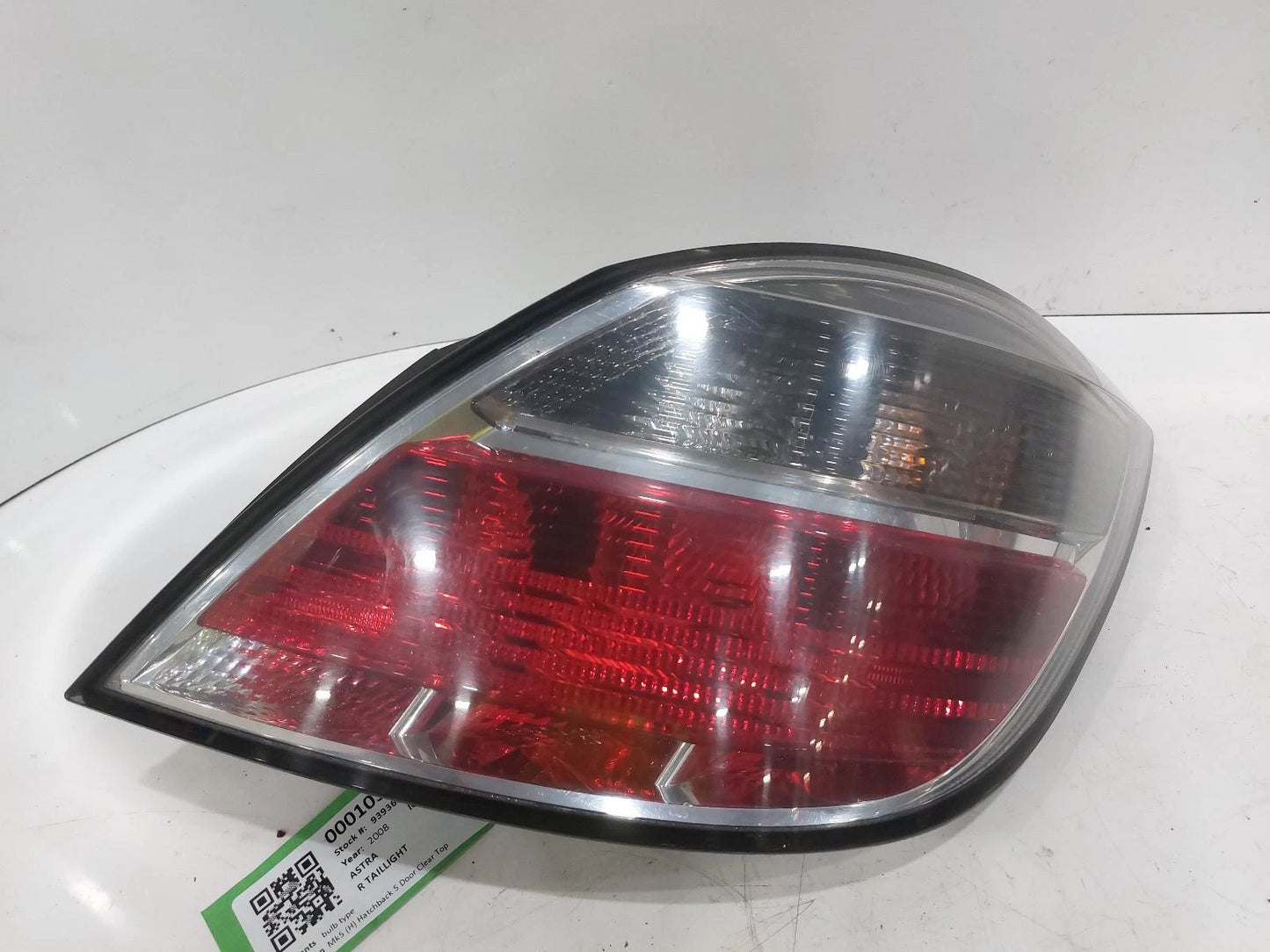 Opel Astra Mk5 (H) O/S Drivers Right Rear Taillight Tail Light