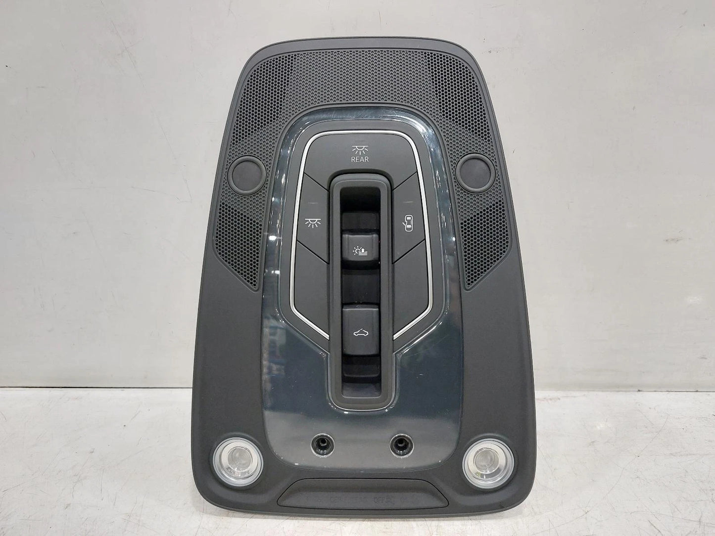 Audi Q7 Mk2 FRONT COURTESY LIGHT