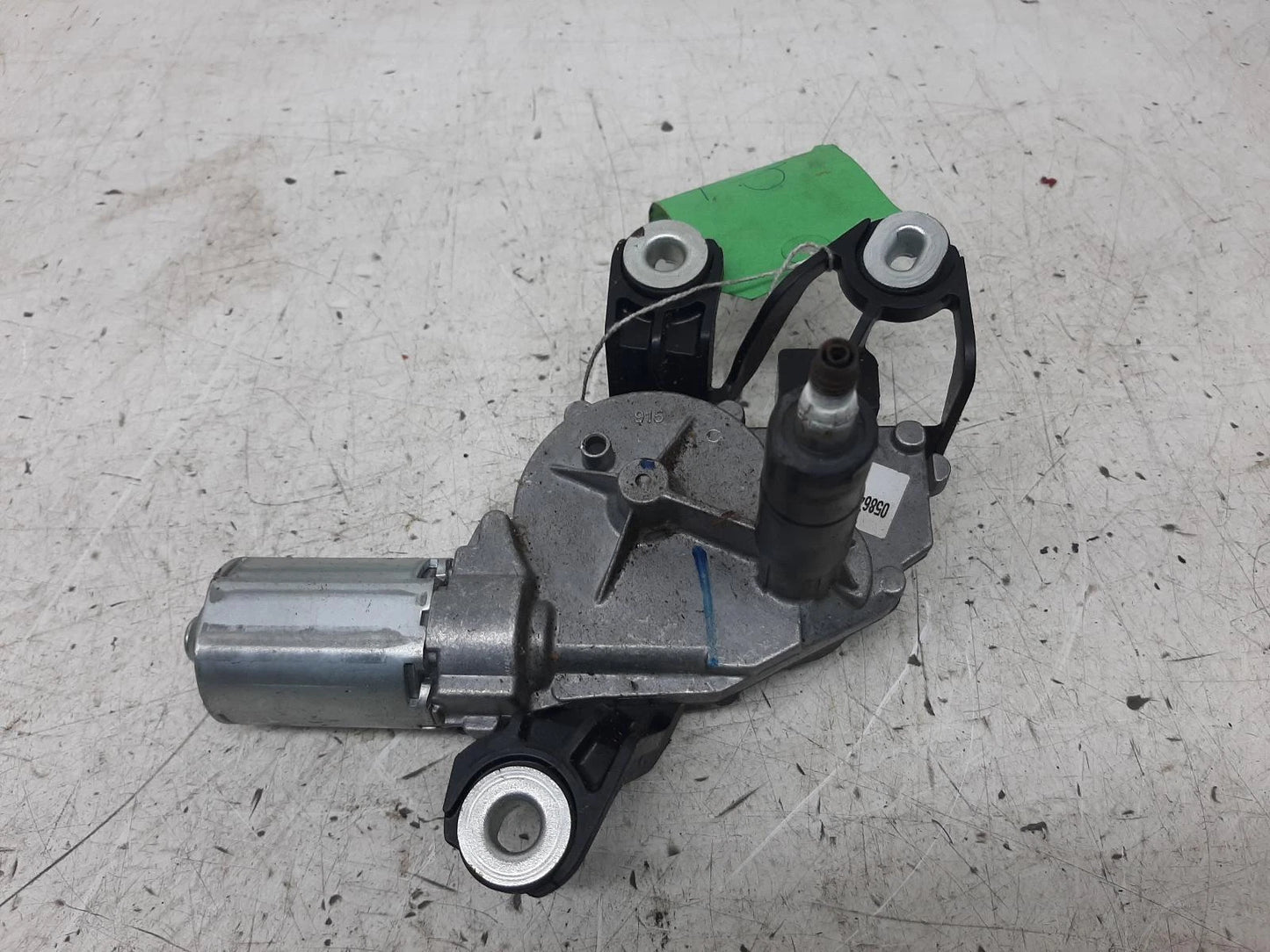 Volkswagen Golf Mk5 Rear Wiper Motor