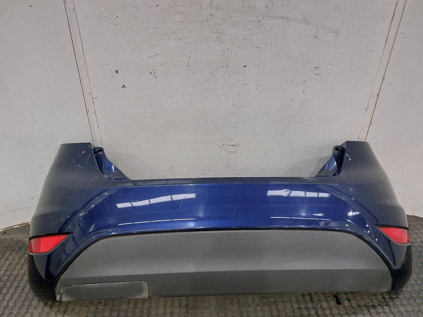 Ford Fiesta Mk7 Blue Rear Bumper