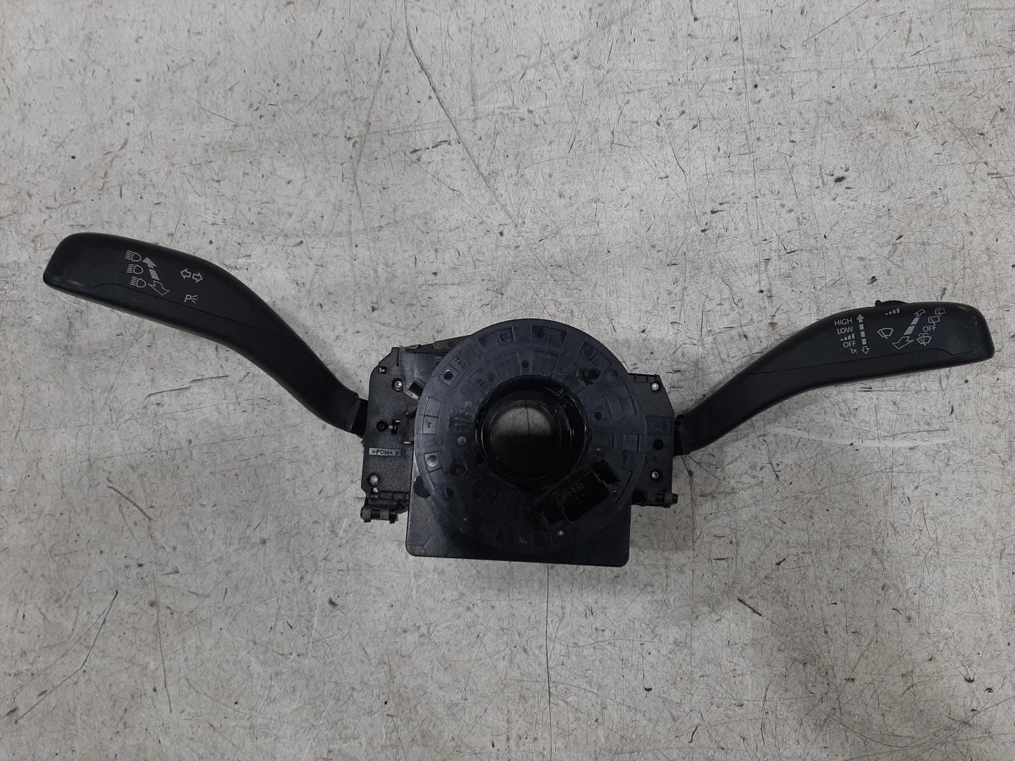 Volkswagen Polo Mk5 (6R) COMBINATION SWITCH Indicator Lights Wiper Stalks