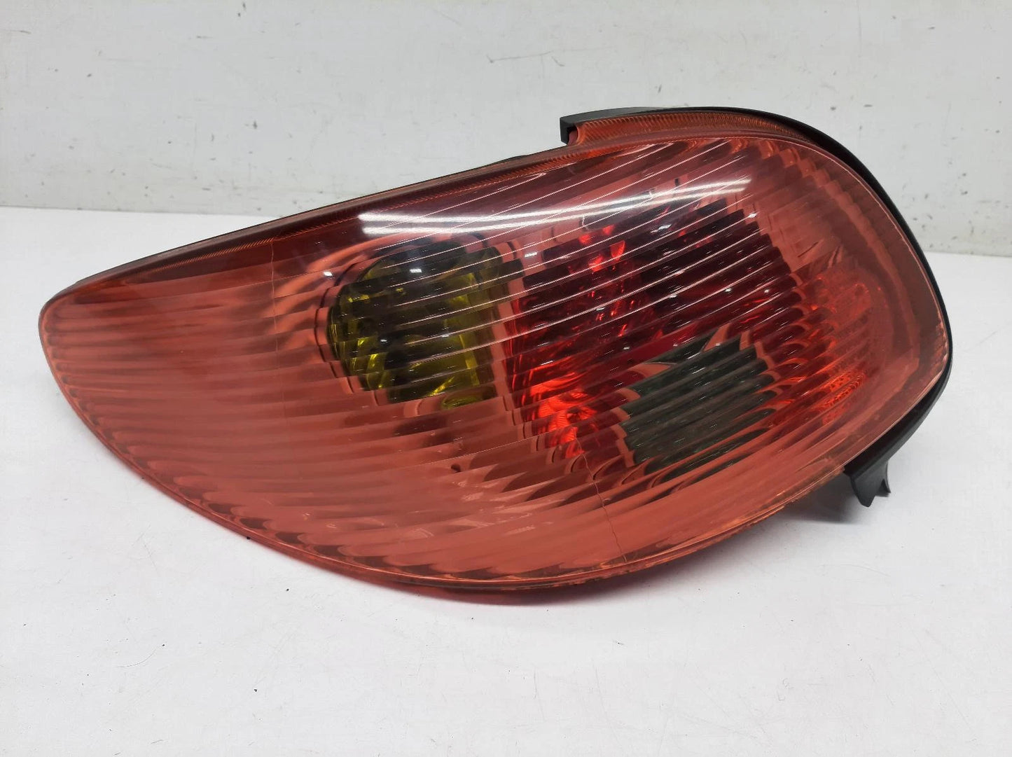 Peugeot 206 Mk1 N/S Passengers Left Rear Taillight Tail Light