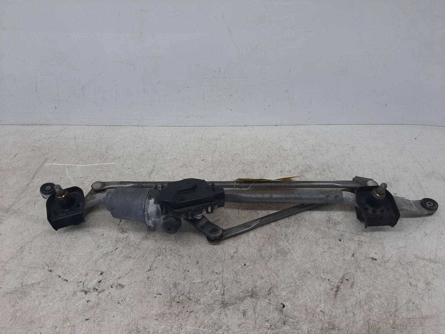 Toyota Gt86 Front Wiper Motor With Linkage 86511CA000
