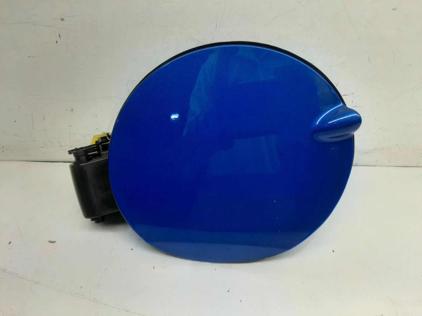 Ford Puma 999 Petrol Blue Fuel Filler Flap & Cap