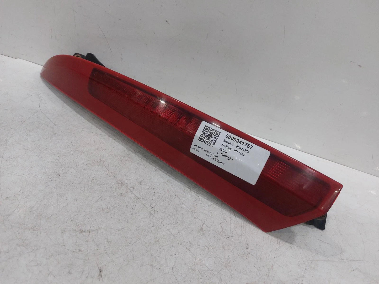 Volvo Xc90 Mk1 N/S Passengers Left Rear Taillight Tail Light