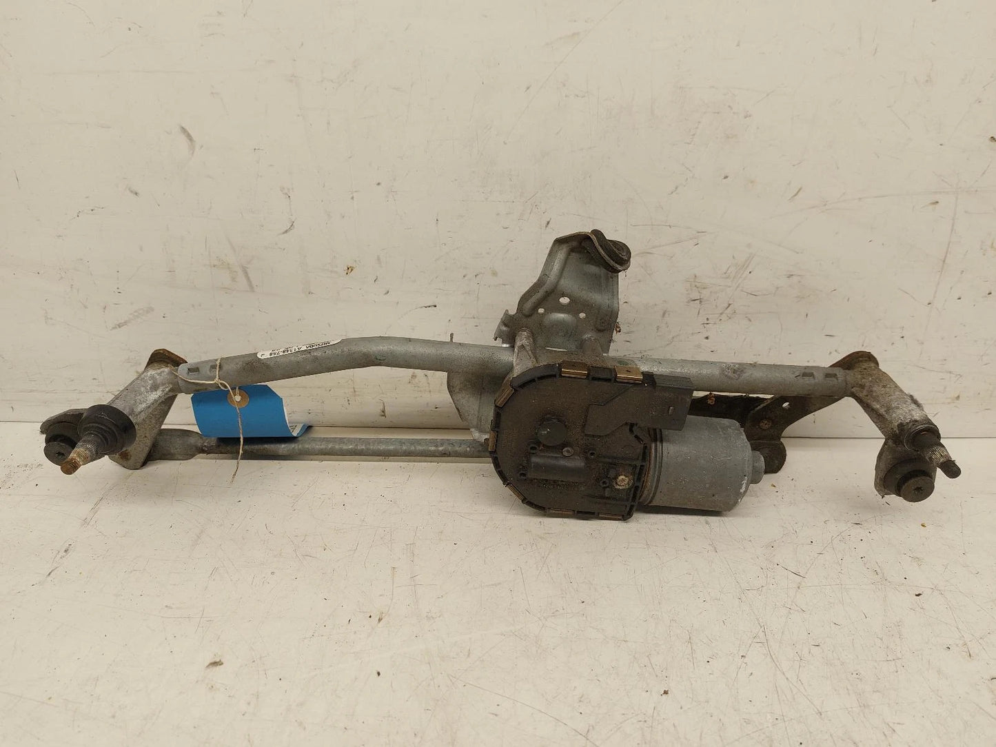 Volkswagen Passat Cc Mk1 Mitsuba Front Wiper Motor With Linkage/Rack